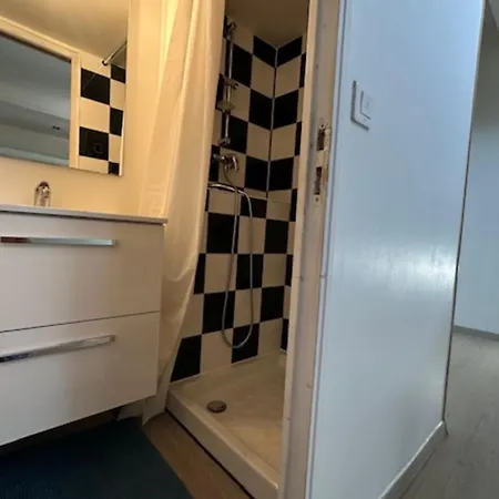 For Two Of 25 M2 In * Saint-Xandre